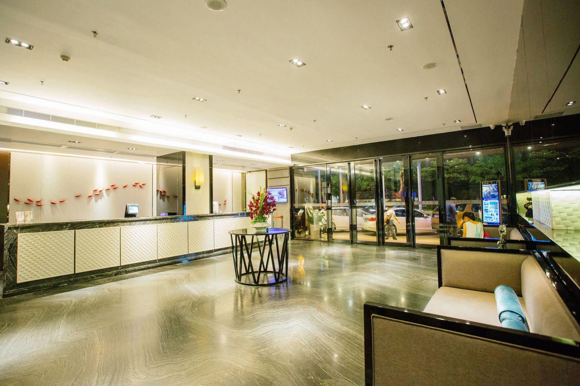 Insail Hotels Zhujiang New Town Jinan University Branch Kanton Exterior foto