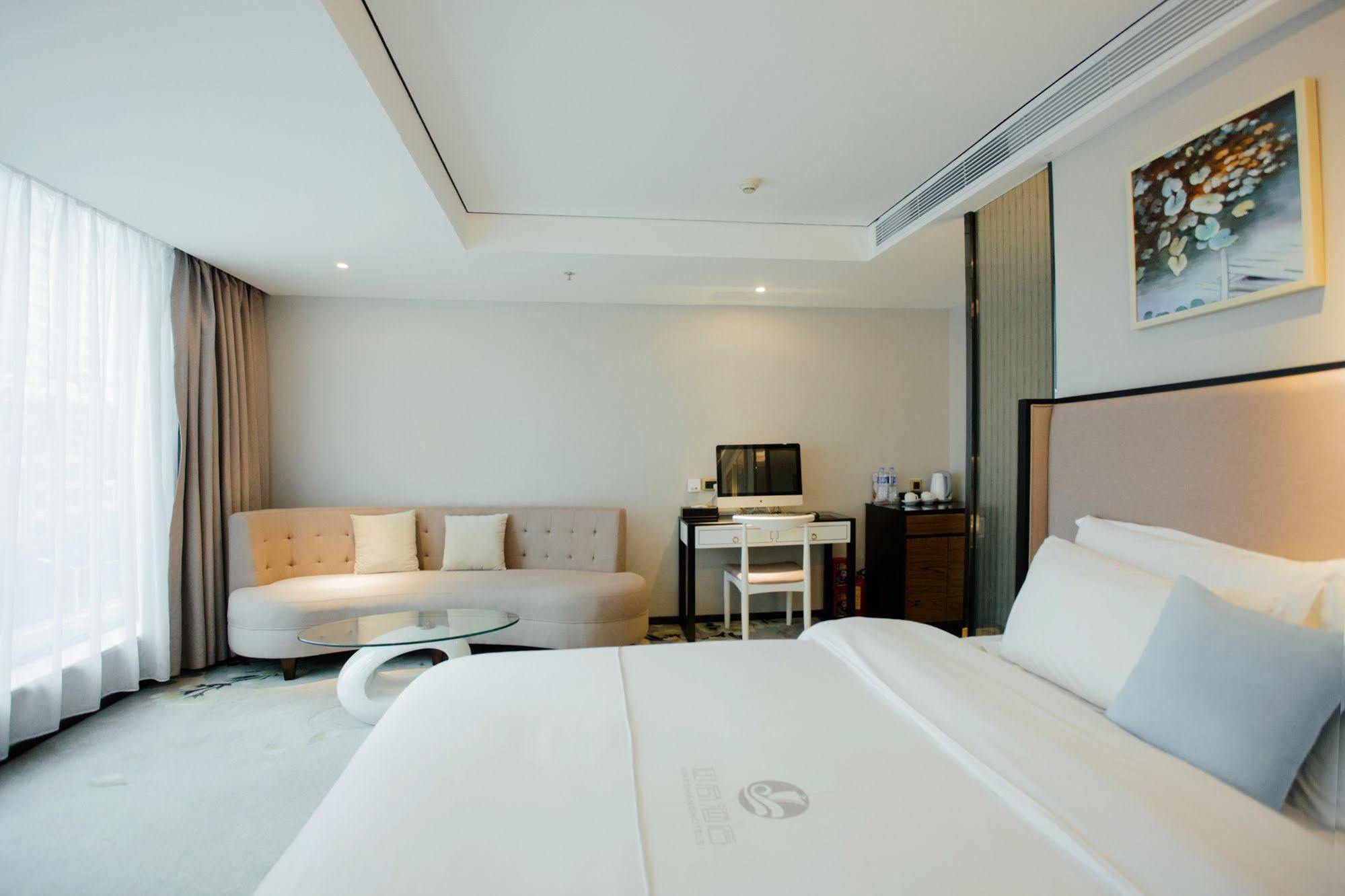 Insail Hotels Zhujiang New Town Jinan University Branch Kanton Exterior foto