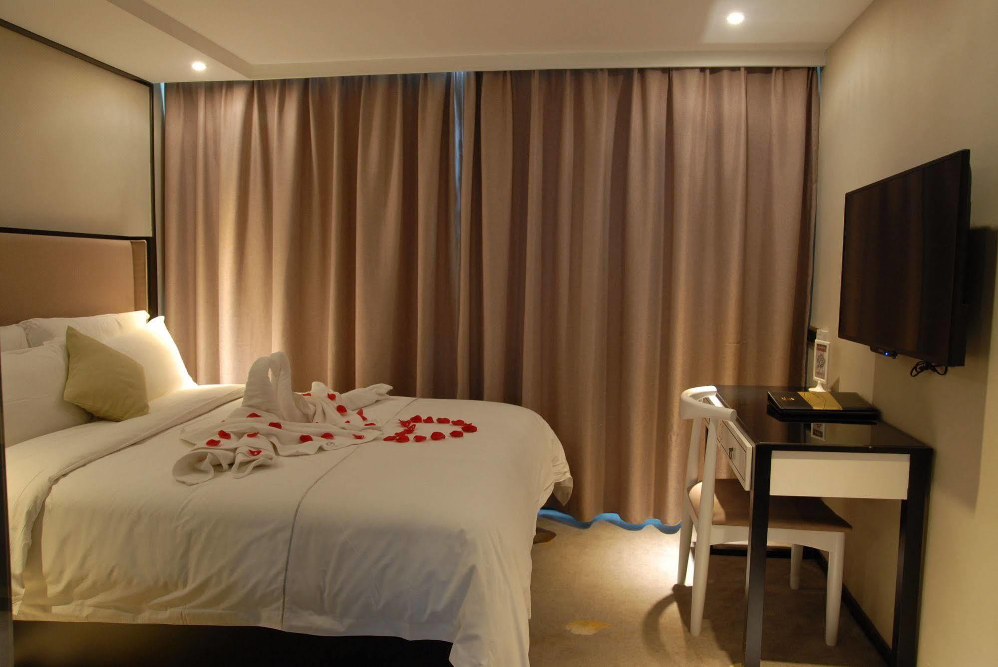 Insail Hotels Zhujiang New Town Jinan University Branch Kanton Exterior foto
