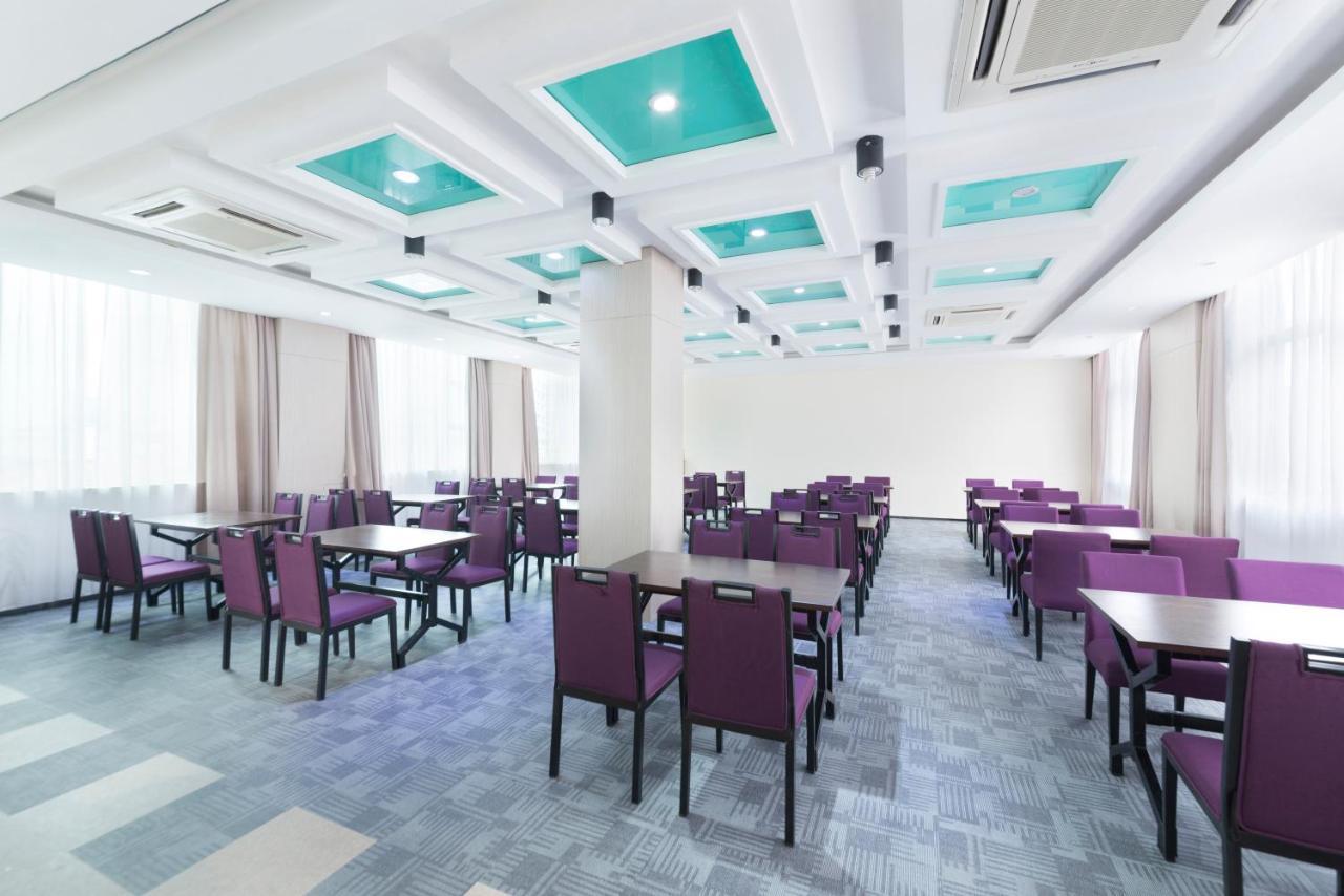 Insail Hotels Zhujiang New Town Jinan University Branch Kanton Exterior foto