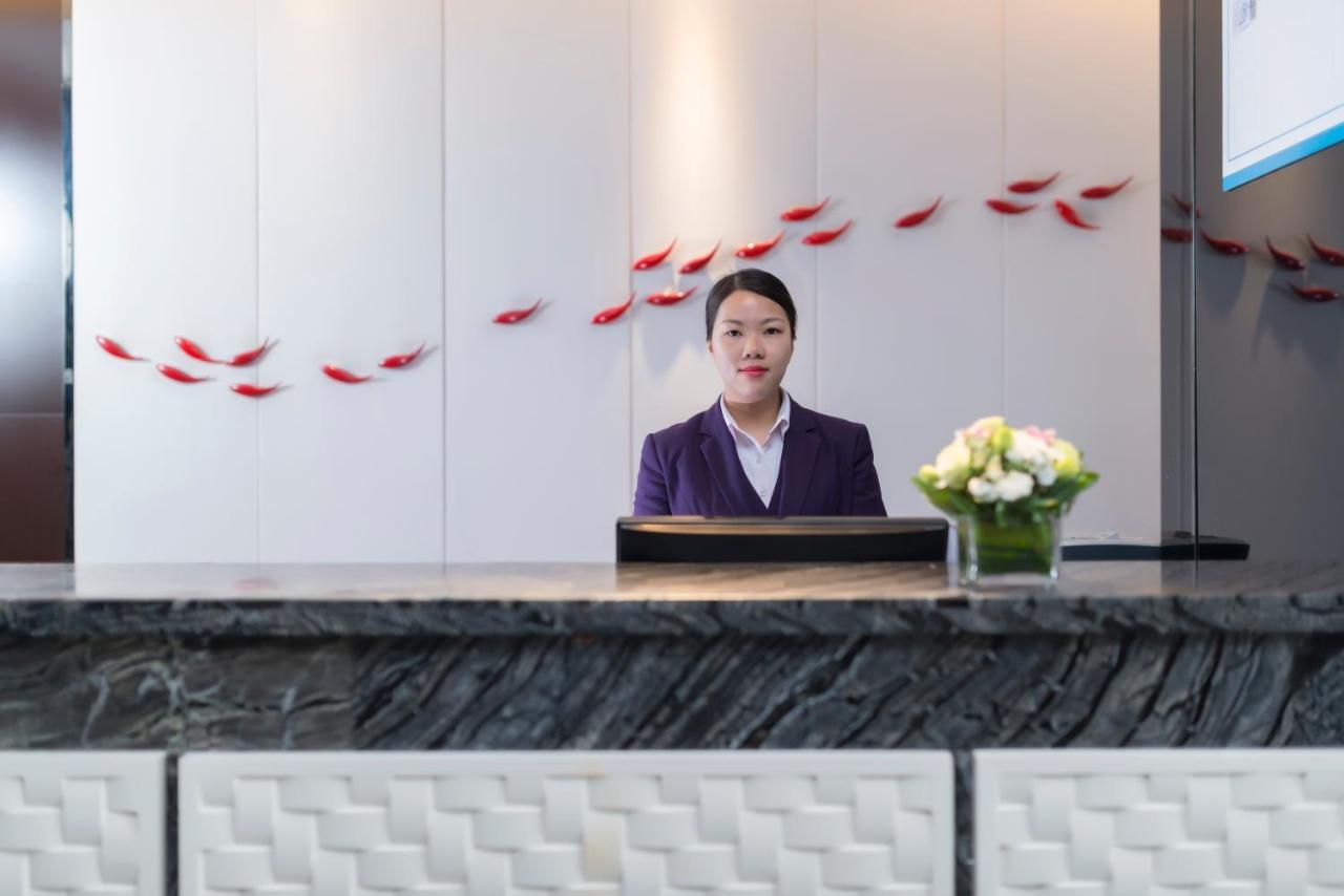 Insail Hotels Zhujiang New Town Jinan University Branch Kanton Exterior foto