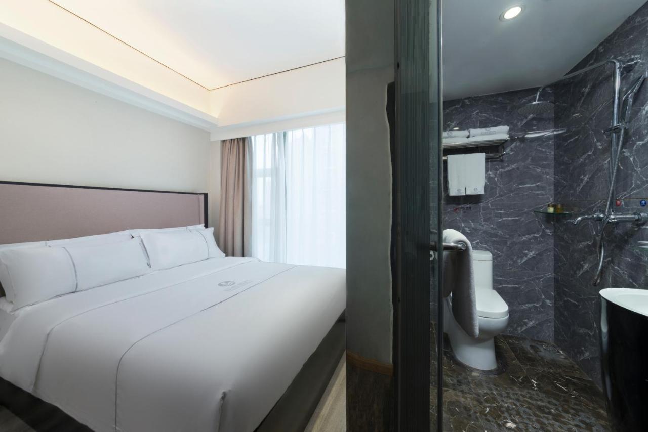 Insail Hotels Zhujiang New Town Jinan University Branch Kanton Exterior foto